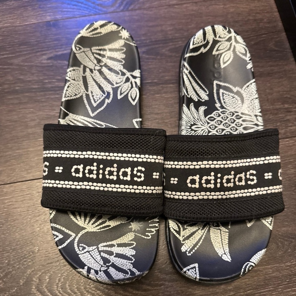 Adidas women’s slides